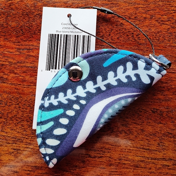 Vera Bradley Accessories Vera Bradley Cord Keeper In Blue Island